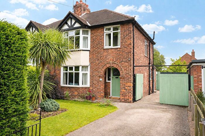 3 Bedroom Semi Detached House For Sale In Beckfield Lane, Acomb, York, YO26