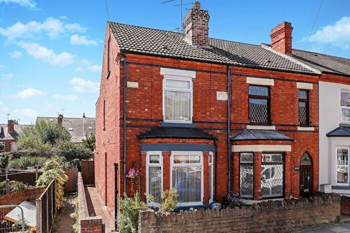 3 Bedroom End Of Terrace House For Sale In Ladycroft Avenue, Hucknall, NG15