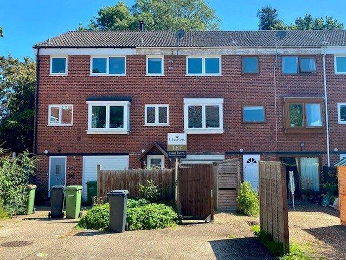 4 Bedroom Terraced House To Rent In Rectory Court, Botley, Southampton, Hampshire, SO30