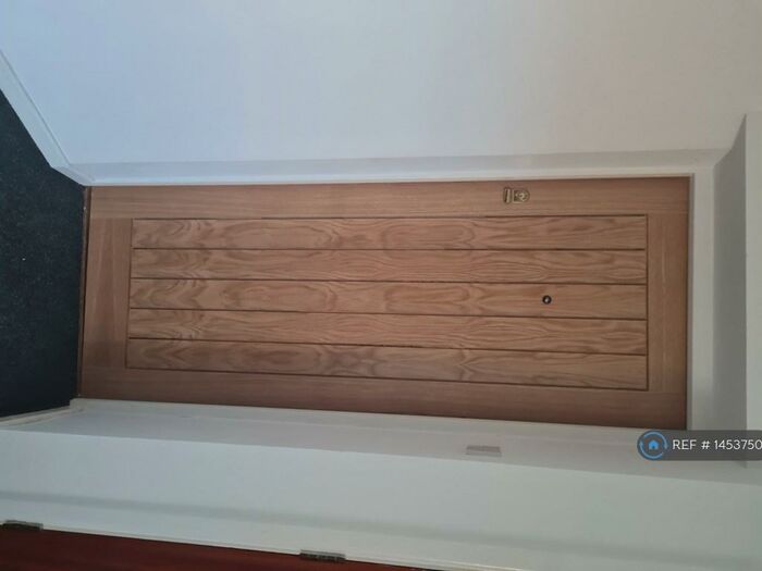 1 Bedroom Flat To Rent In Ffordd Cynghordy, Swansea, SA7