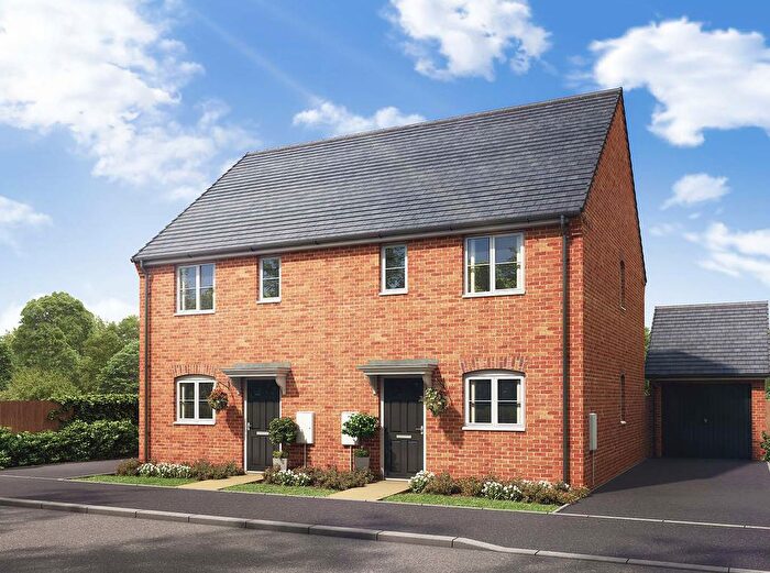 3 Bedroom Semi-detached House For Sale In Hallgate, Spalding, PE12