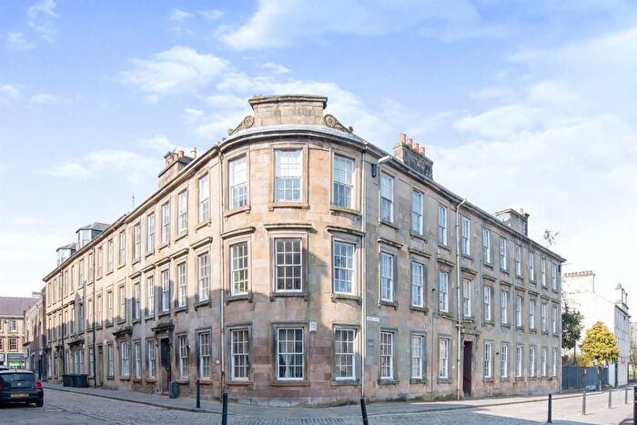 2 Bedroom Flat For Sale In Forbes Place, Paisley, PA1
