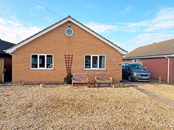 3 Bedroom Detached Bungalow For Sale In St. Valentines Way, Skegness, Lincolnshire, PE25