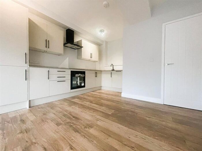 2 Bedroom Flat To Rent In Wharf Road, Maidstone, ME15