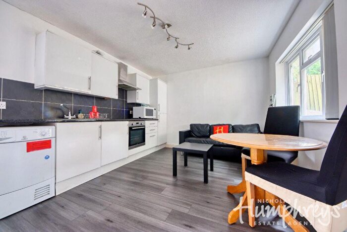 3 Bedroom Terraced House To Rent In Goudhurst Close, CT2