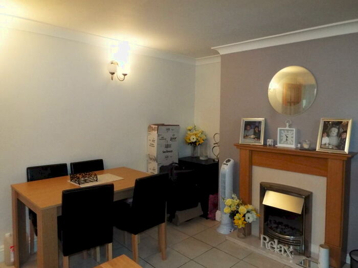 1 Bedroom Apartment To Rent In Darnley Road, Gravesend, DA11