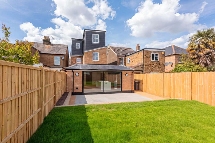 4 Bedroom Detached House For Sale In Northfield Road, Windsor, SL4