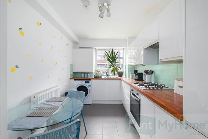 1 Bedroom Flat To Rent In Lordship Road, London, N16