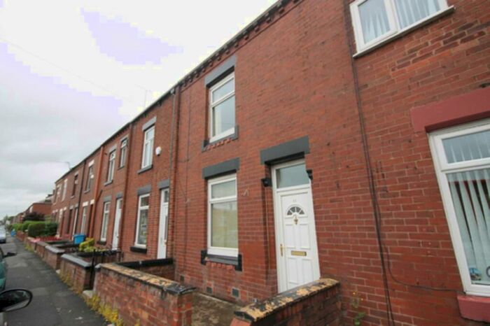 2 Bedroom Terraced House To Rent In Fields New Road, Chadderton, Oldham, Lancs, OL9