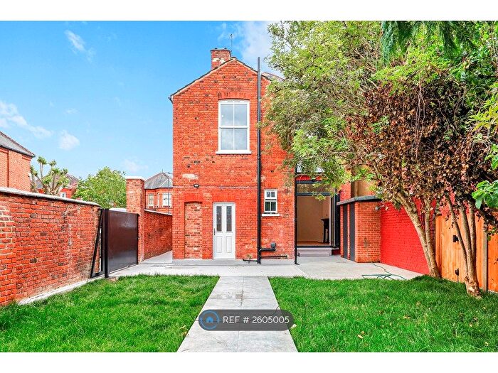 4 Bedroom Flat To Rent In Anson Road, London, NW2