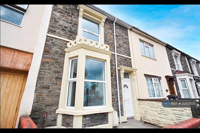 3 Bedroom Terraced House To Rent In Whitehall Road, Bristol, BS5