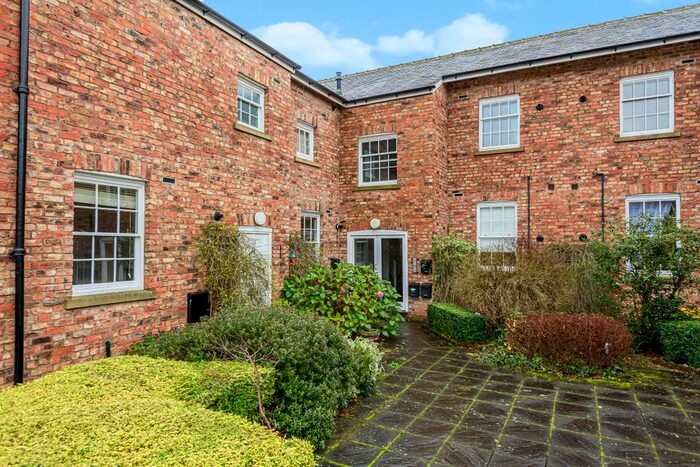 2 Bedroom Flat To Rent In Bellingham Close, Thirsk, North Yorkshire, YO7