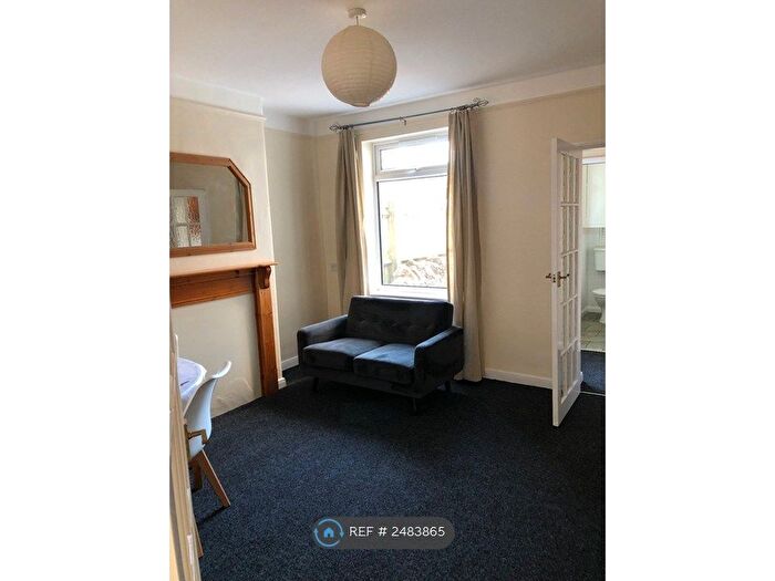 1 Bedroom Flat To Rent In Short Street, Sutton-In-Ashfield, NG17
