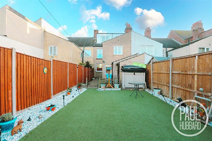 6 Bedroom Terraced House For Sale In Haward Street, Lowestoft, NR32