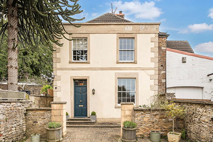 4 Bedroom Detached House For Sale In The Manse, Bath Road, Beckington, BA11
