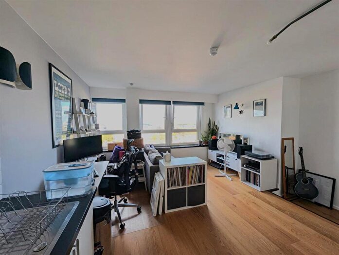 2 Bedroom Flat To Rent In Calderwood Street, London, SE18