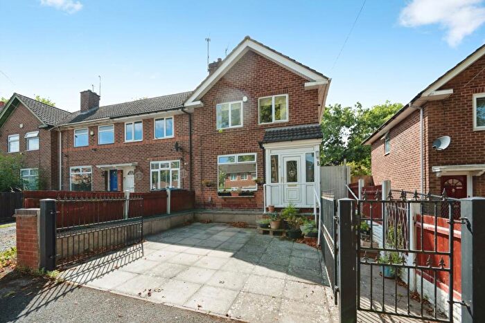 2 Bedroom Semi Detached House For Sale In Dufton Road, Quinton, Birmingham, West Midlands, B32