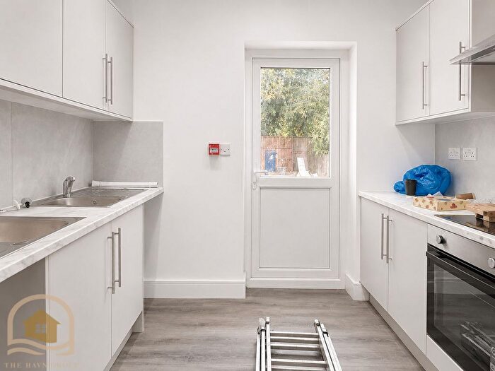 6 Bedroom Terraced House To Rent In St. Johns Road, Southall, Middlesex, UB2