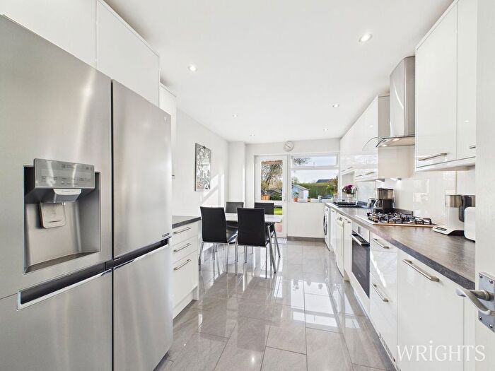 3 Bedroom Terraced House For Sale In Birds Close, Welwyn Garden City, AL7