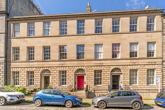 1 Bedroom Flat For Sale In C, Clarence Street, Edinburgh, EH3