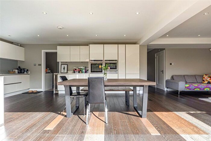 5 Bedroom Detached House For Sale In Ottershaw, Surrey, KT16