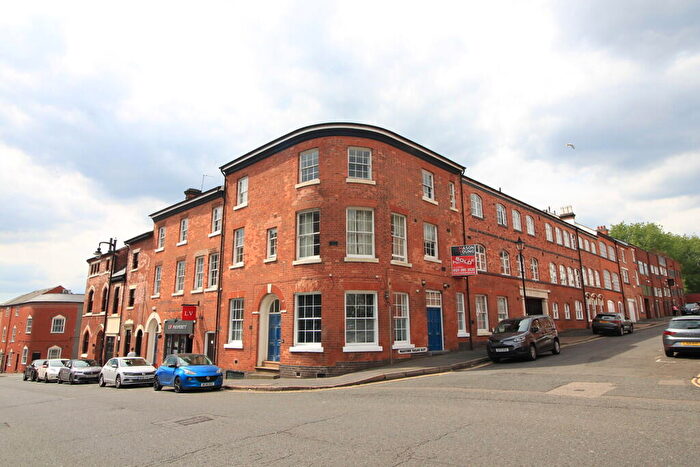 2 Bedroom Apartment To Rent In Warstone Parade East, Jewellery Quarter, Birmingham City Centre, B18