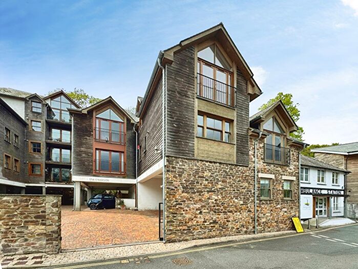 2 Bedroom Flat For Sale In The Creekside, Looe, Cornwall, PL13