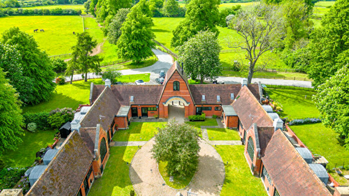 1 Bedroom Barn Conversion For Sale In The Courtyard, Liscombe Park, Soulbury, LU7