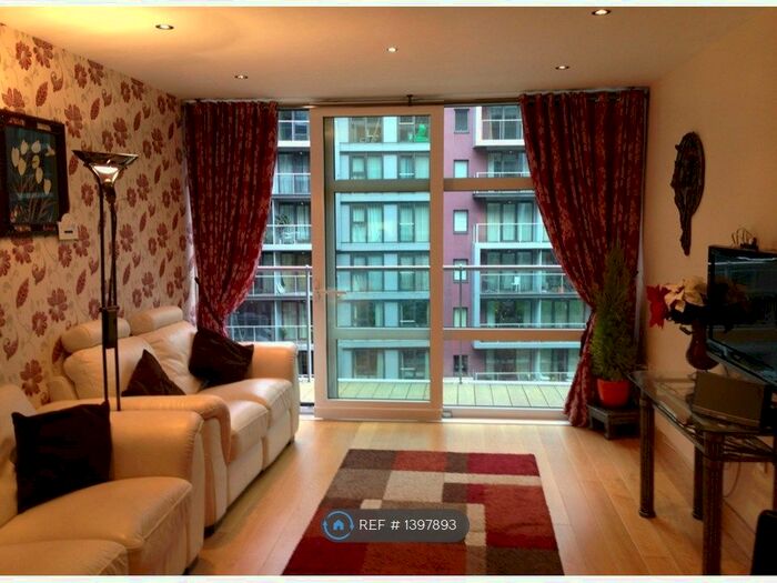 2 Bedroom Flat To Rent In Warwick Building, London, SW8