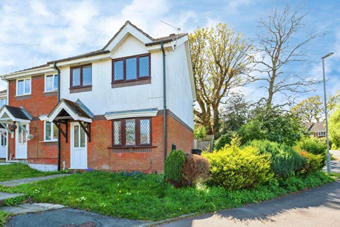 3 Bedroom End Of Terrace House For Sale In Pony Drive, Upton, Poole, Dorset, BH16