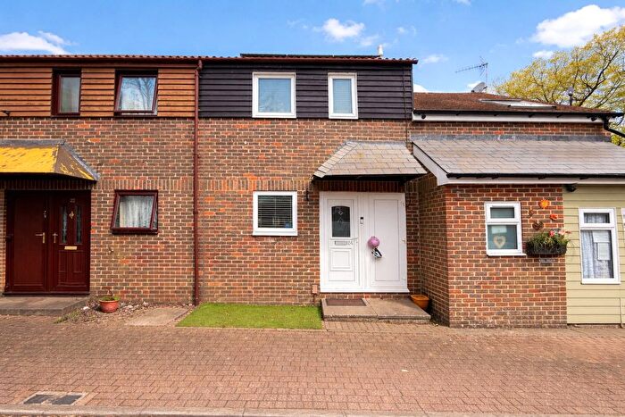 2 Bedroom Terraced House For Sale In Orbit Close, Walderslade Woods, Kent, ME5