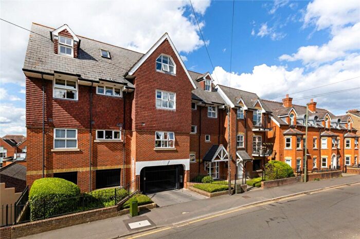 2 Bedroom Penthouse For Sale In Sydenham Road, Guildford, Surrey, GU1