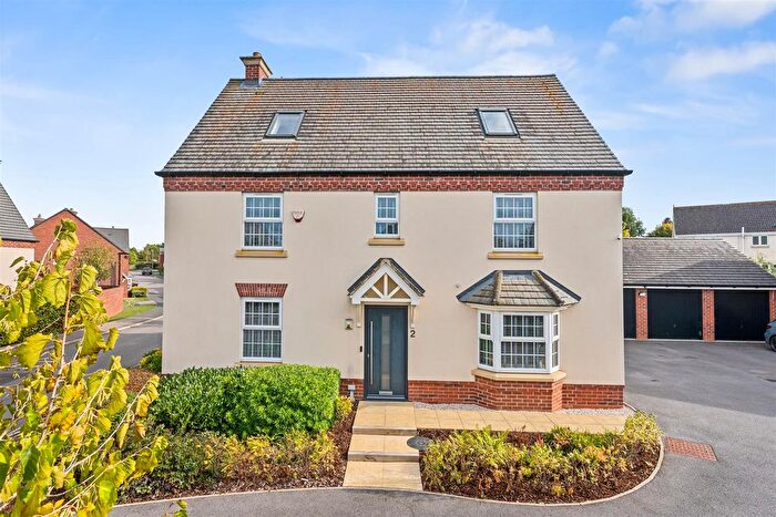 6 Bedroom Detached House For Sale In Nightingale Way, Higham Ferrers, NN10