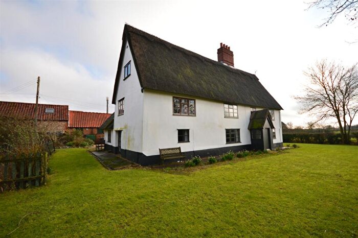 3 Bedroom Cottage To Rent In Yoxford, IP17