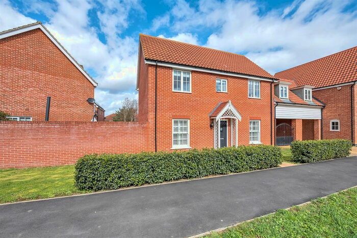 4 Bedroom Link Detached House For Sale In Simpson Way, Barrow, Bury St. Edmunds, IP29