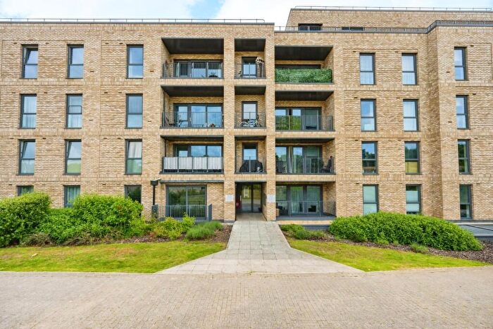 1 Bedroom Flat For Sale In Canal Street, Milton Keynes, Buckinghamshire, MK9