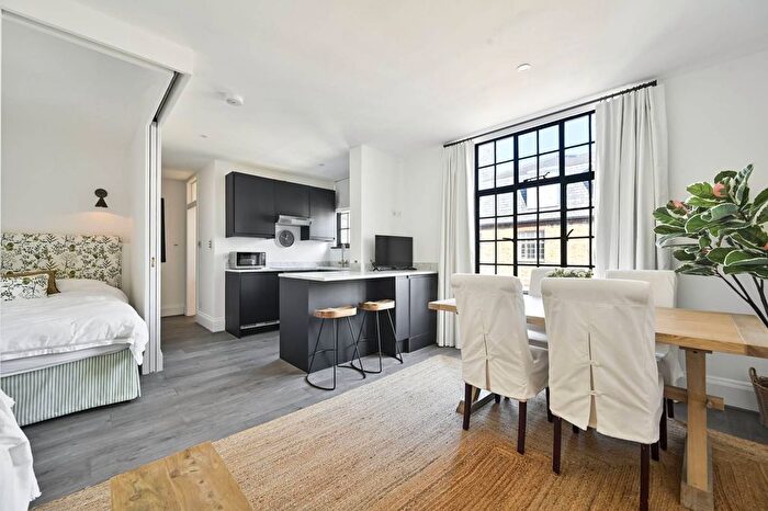 Studio To Rent In Chelsea Manor Street, Chelsea, London, SW3