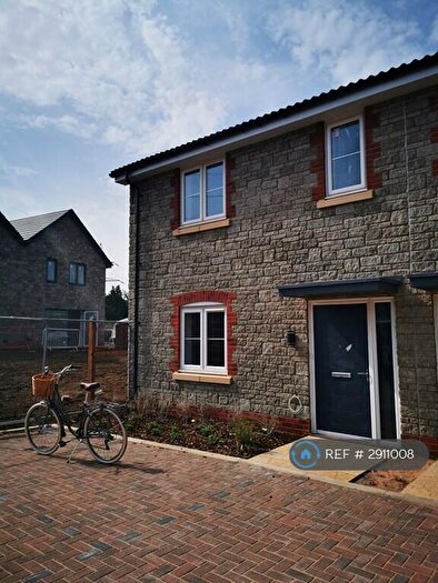 1 Bedroom Maisonette To Rent In Shrub Leaze, Bristol, BS34