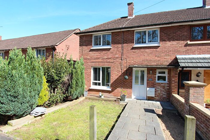 2 Bedroom Semi Detached House For Sale In Maidstone Road, Rochester, Kent, ME1
