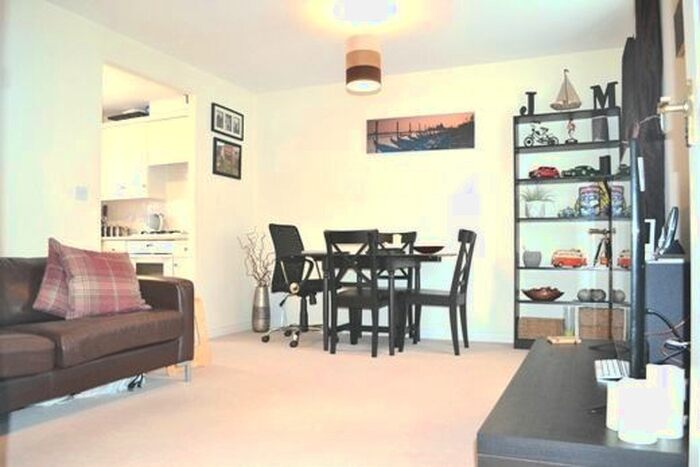 1 Bedroom Flat To Rent In Symphony Close, Edgware, HA8