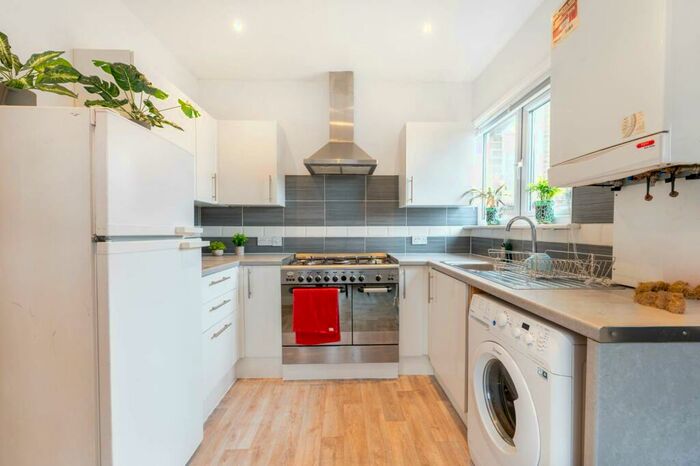 2 Bedroom Flat To Rent In Wembley Park Drive, Wembley Park, Wembley, HA9