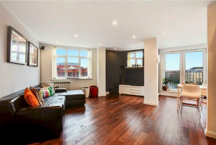 3 Bedroom Flat To Rent In Station Road, Harrow, HA1