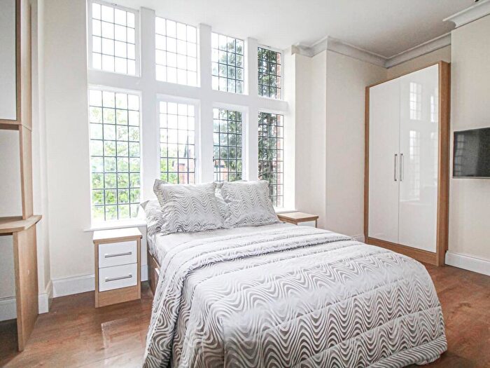 1 Bedroom Apartment To Rent In Apt, Fairbairn Residence #, LS2