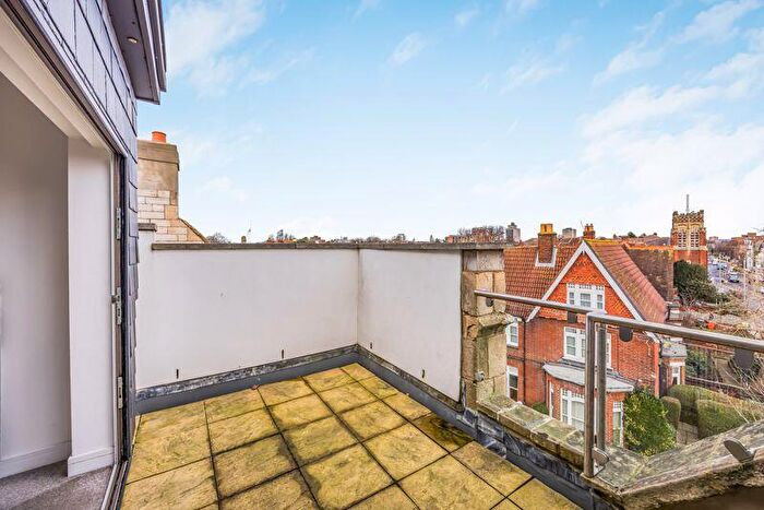 3 Bedroom Flat For Sale In Victoria Road South, Southsea, PO5