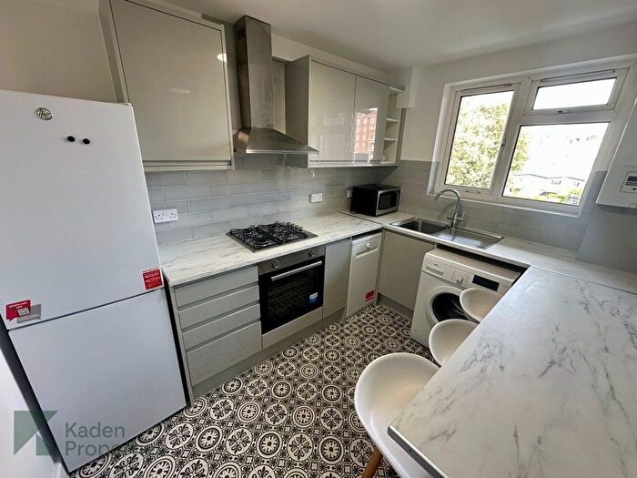 3 Bedroom Flat To Rent In Castlehaven Road, Ucl, Rvc, Lse, Camden, Kentish Town, Euston, Camden Road, London, NW1