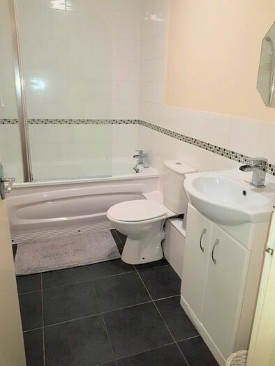 4 Bedroom Terraced House To Rent In Saxony Road, Liverpool, L7