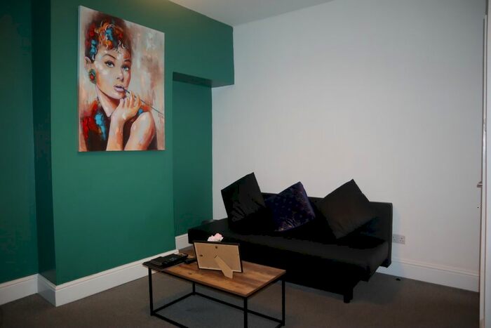 2 Bedroom Flat To Rent In Blackpool Road, Preston PR2