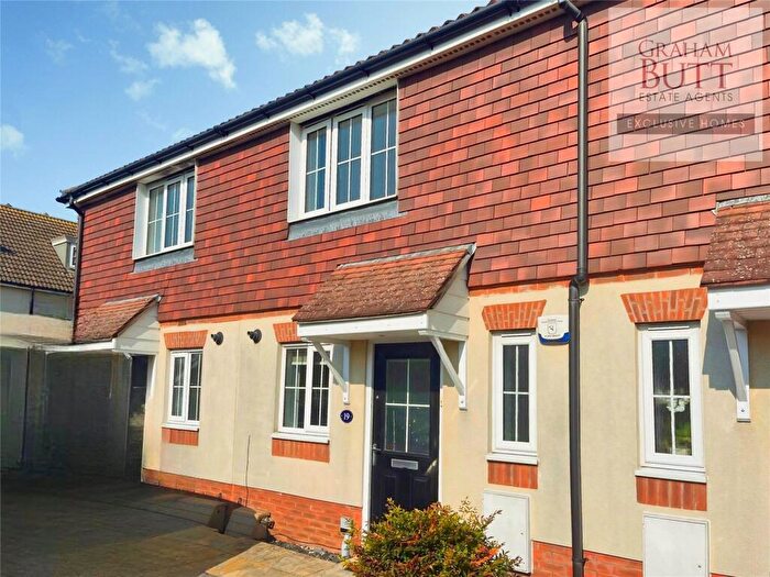 2 Bedroom House To Rent In Empress Close, Littlehampton, West Sussex, BN17