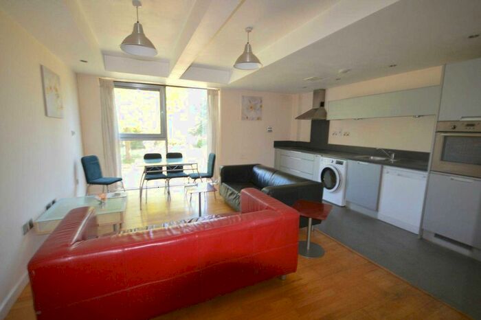 2 Bedroom Flat To Rent In Hermit Road, Canning Town, E16