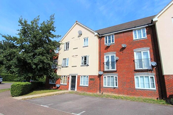 2 Bedroom Apartment To Rent In Covesfield, Gravesend, Kent, DA11
